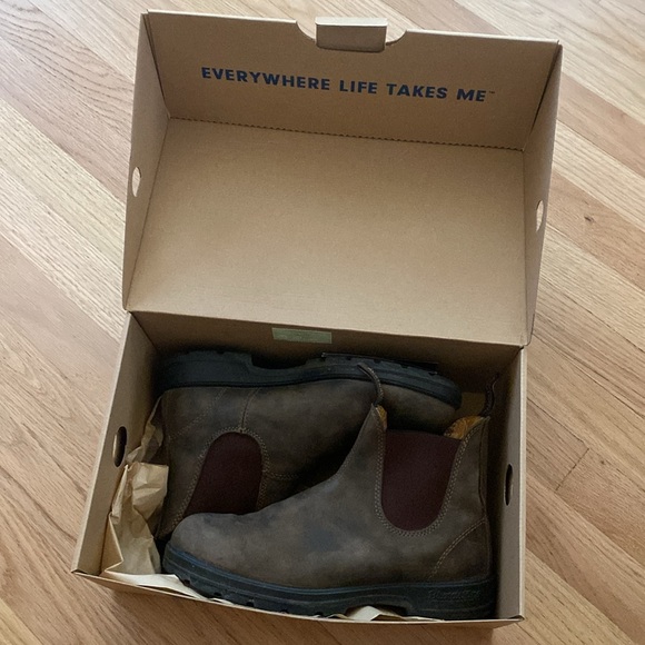 Blundstone #585 Rustic Brown Boots - Picture 4 of 4